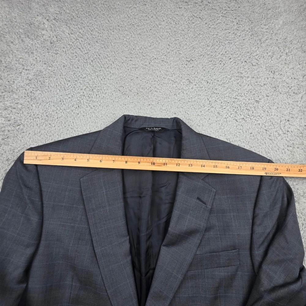 Jos‎ A Bank Sport Coat Mens 41R Gray Blue Plaid Wool Signature Blazer Jacket